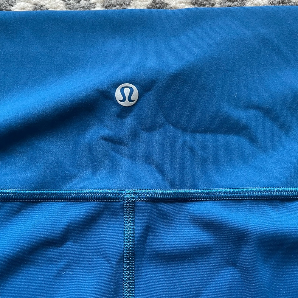 Gently worn blue wunder under Lululemon leggings!